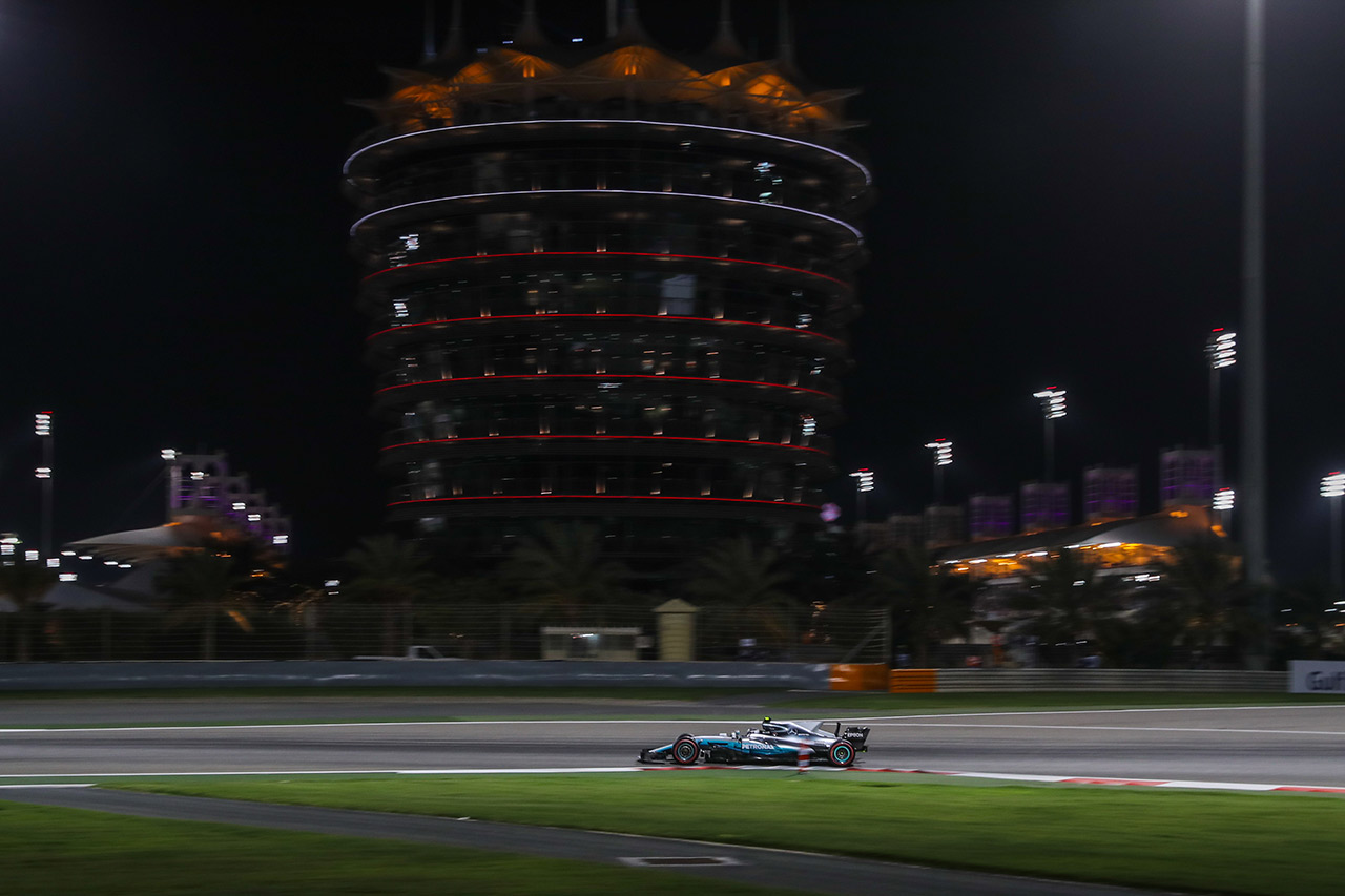 Foto do Circuito de Formula 1 em Bahrein, Sakhair