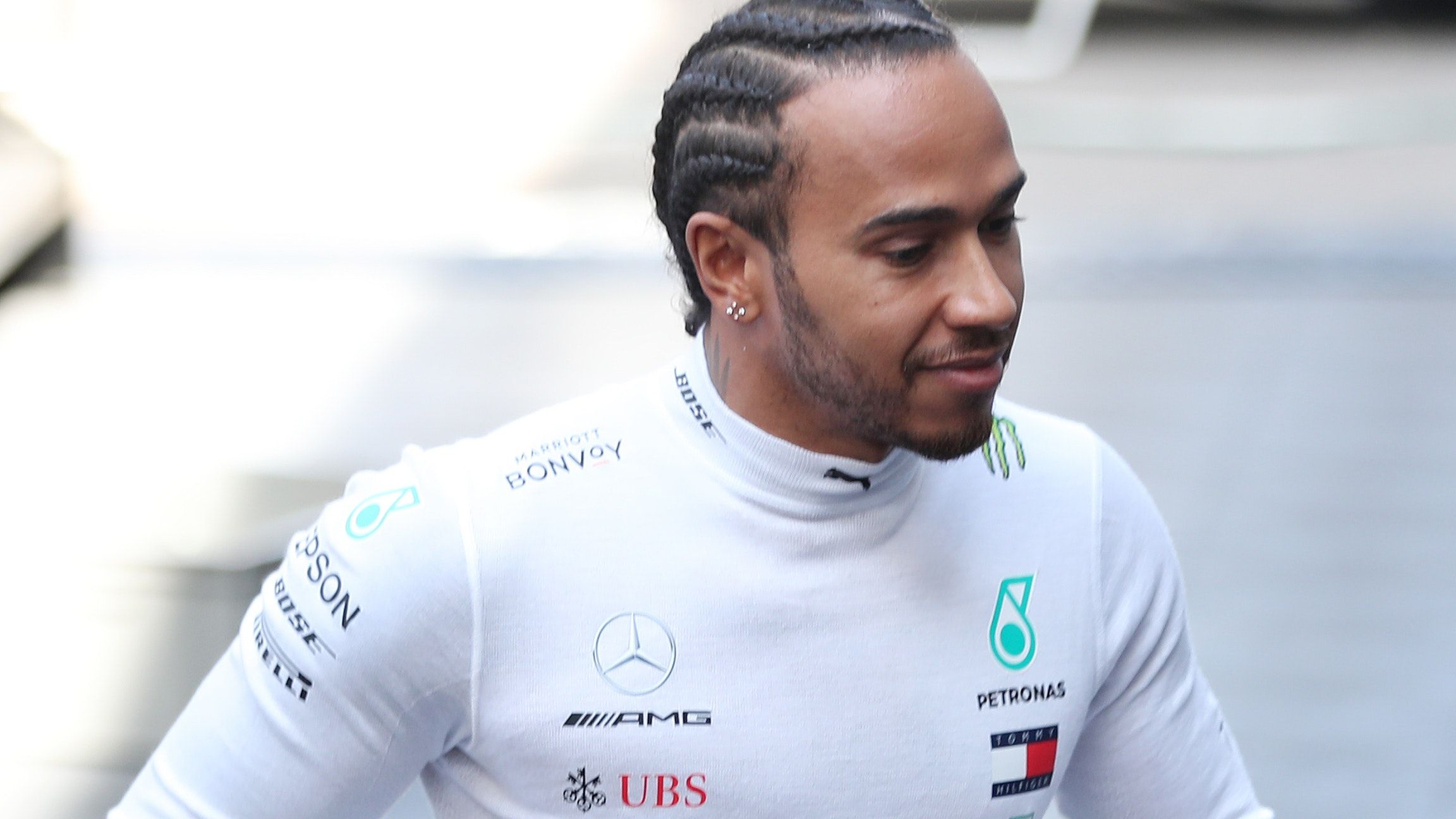 Lewis Hamilton piloto da F1 em 2024. Foto by  Yahoo Sport UK