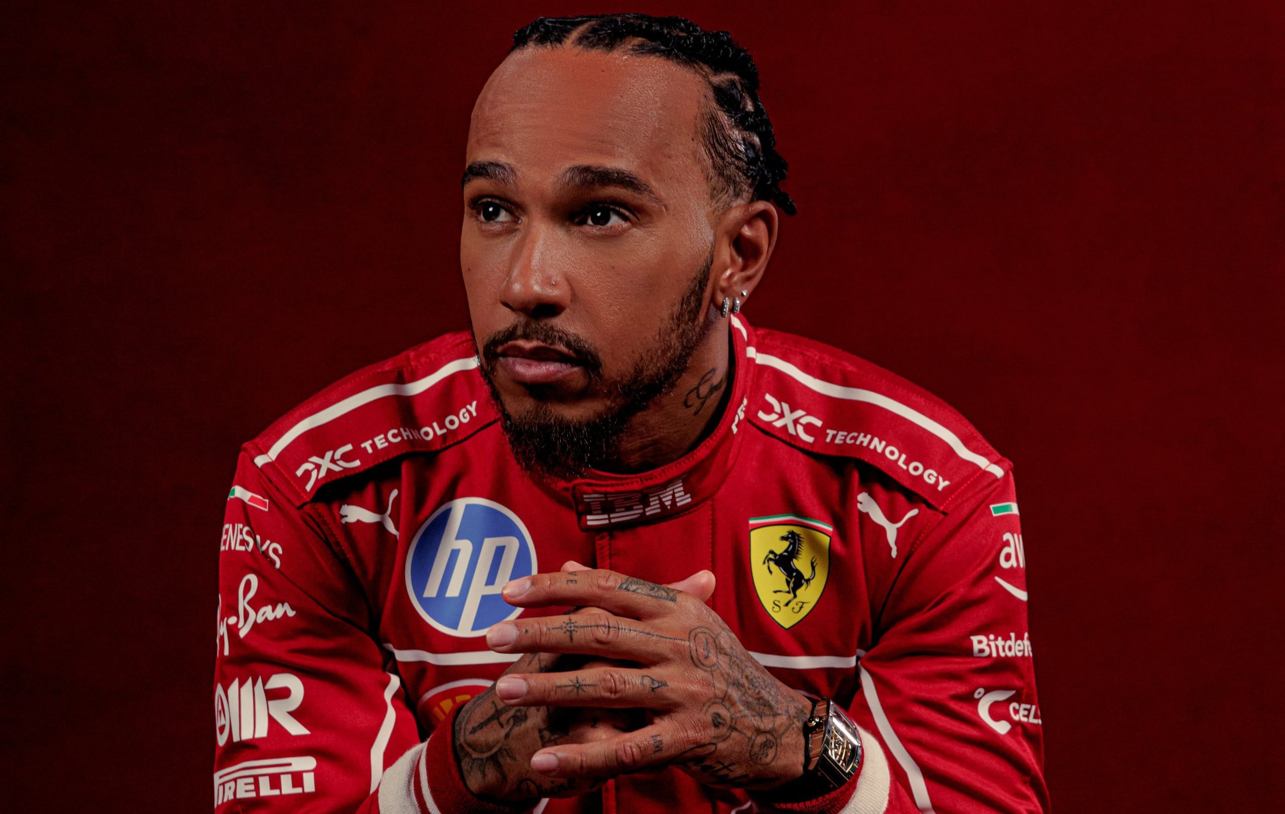 Lewis Hamilton piloto da F1 em 2024. Foto By Yahoo Sport UK